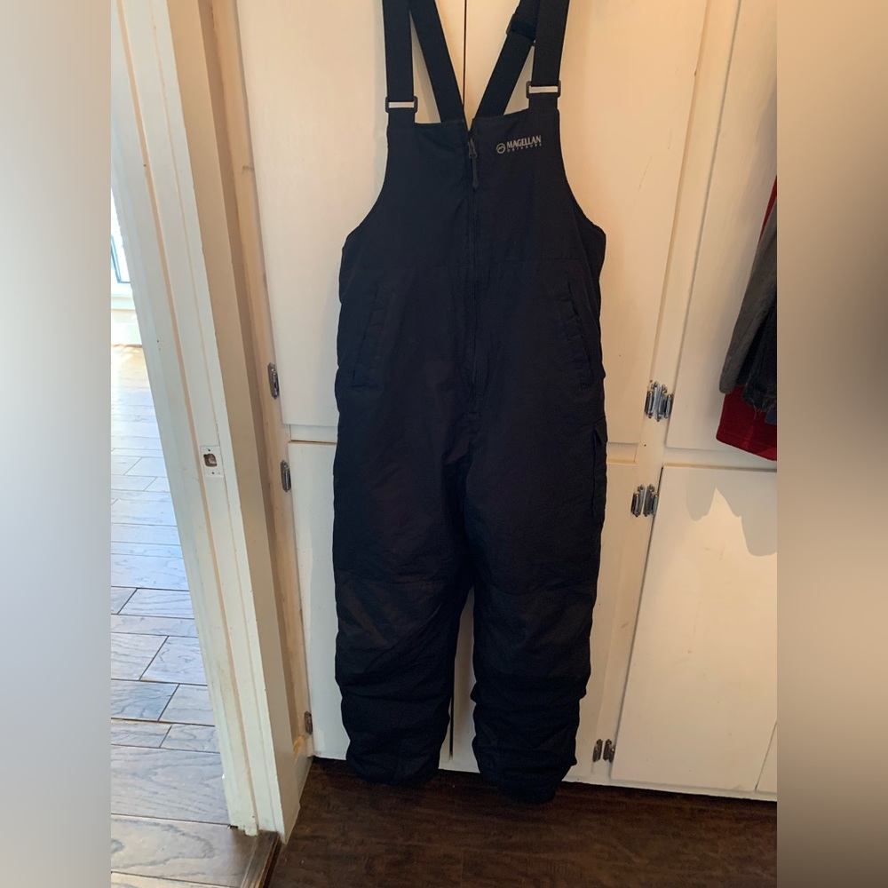 Magellan Outdoors Black Insulated Snow Bib Overalls